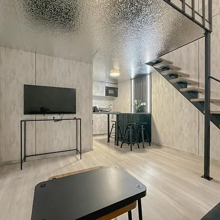 Boulevard Five Near Andrassy Avenue 3*