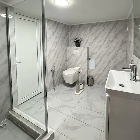 Boulevard Five Near Andrassy Avenue Апарт-отель