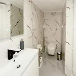 Boulevard Five Near Andrássy Avenue Aparthotel 3*