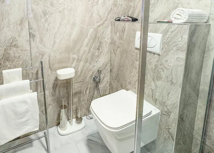 Boulevard Five Near Andrassy Avenue 3*